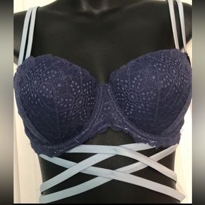 NEW WITHOUT TAGS VS PINK Strappy Push-up Bra Limited Edition